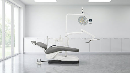 Unit dentar ONE Surge intr-o sala de chirurgie orala luminoasa